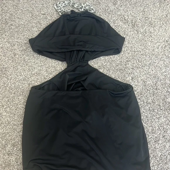 Heiress Beverly Hills cut out dress in black - Picture 7 of 7